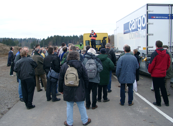 Cargo Domino Demonstration